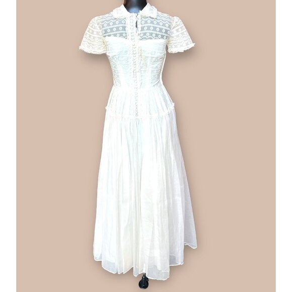 Vintage 50s Embroidered Pageboy Collar Dress